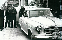 Schneverdinger Fotos – Kalender 2016 – Alex Haucke und Kollegen vor der Tankstelle Hartmann in der Bahnhofstraße